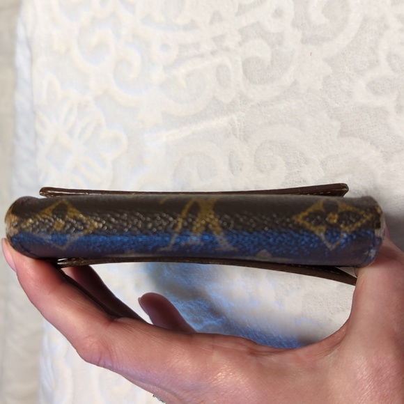 Louis Vuitton Monogram Compact Elise Wallet - Picture 6 of 15